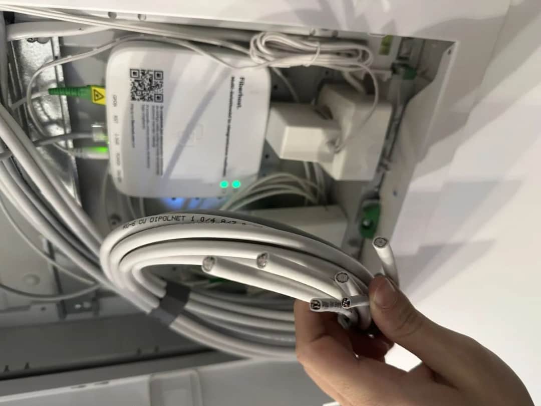 Podłącz TV do anteny zbiorczej w bloku: Prosty poradnik DVB-T2