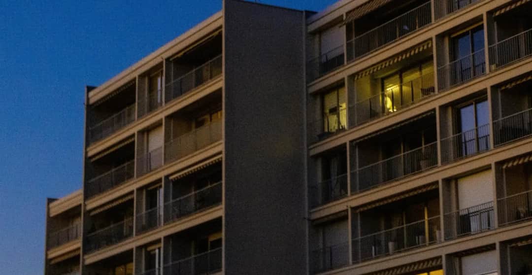 Bezpieczny zakup nieruchomości: Jak sprawdzić zadłużenie i stan prawny?